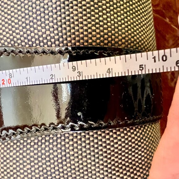 Authentic Fendi Black Patent Leather Trimmed Fabric Shoulder Bag - Picture 9 of 15